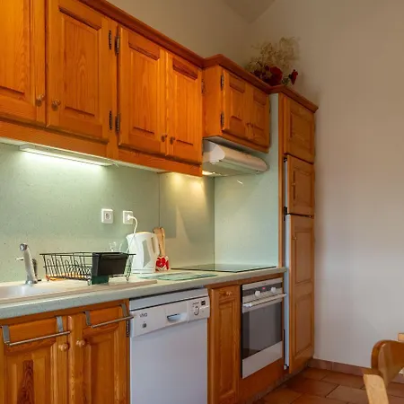 Holiday home La Vieille Ecole Au Bruel Des Vignes *