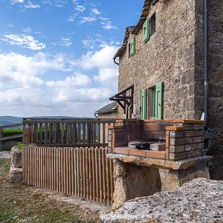 Holiday home La Vieille Ecole Au Bruel Des Vignes Les Vignes